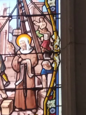 Vitrail Baie 2 dans l'Église Saint-Evroult de Damville