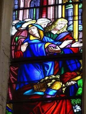 Vitrail Baie 101 : Le Portement de Croix dans l'Église Saint-Martin à Nonancourt