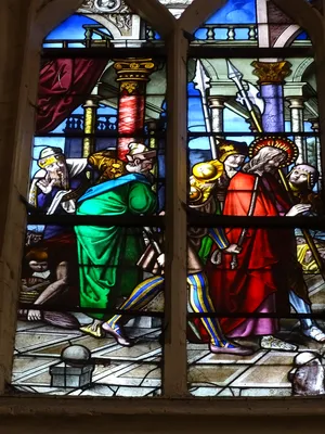 Vitrail Baie 103 : La Comparution de Jésus devant Caïphe dans l'Église Saint-Martin à Nonancourt