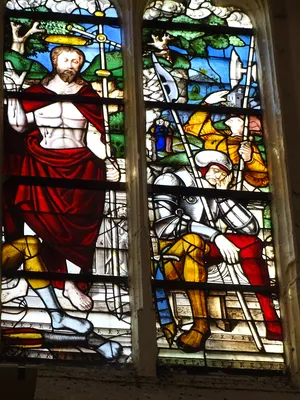 Vitrail Baie 104 : La Résurrection dans l'Église Saint-Martin à Nonancourt