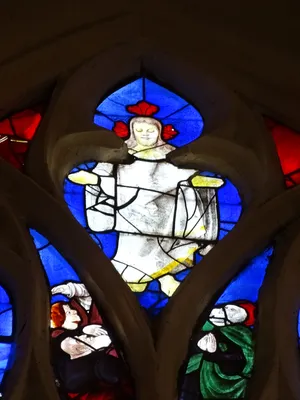 Vitrail Baie 105 : Le Baiser de Judas et l'Arrestation du Christ dans l'Église Saint-Martin à Nonancourt