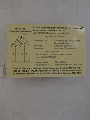 Vitrail Baie 106 : L'Apparition du Christ, St-Jean-l'Evangéliste et St-Jean-Baptiste dans l'Église de Nonancourt