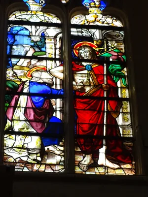 Vitrail Baie 108 : Pélerins d'Emmaüs - Incrédulité de St Thomas dans l'Église Saint-Martin à Nonancourt