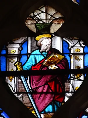 Vitrail Baie 108 : Pélerins d'Emmaüs - Incrédulité de St Thomas dans l'Église Saint-Martin à Nonancourt