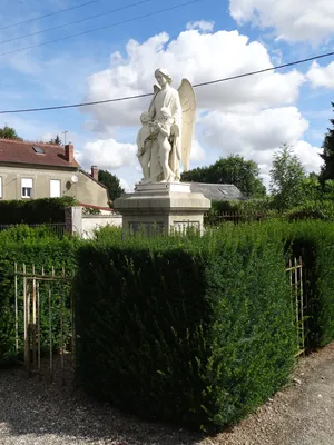 Statue Belin à Hacqueville