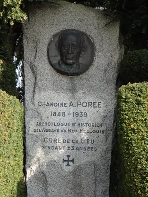 Monument Chamoine A. Porée à Bournainville-Faverolles