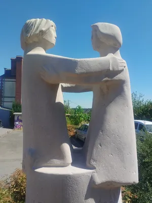 Statue 1 à Conches-en-Ouche