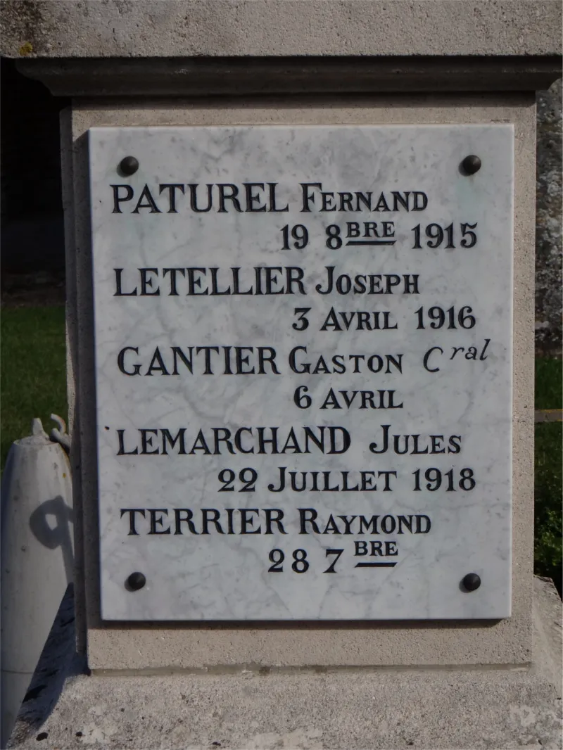 Monument aux morts de Surtauville