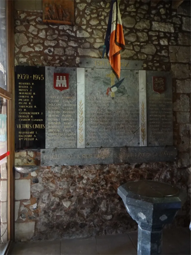 Monument aux morts de l'église de Charleval