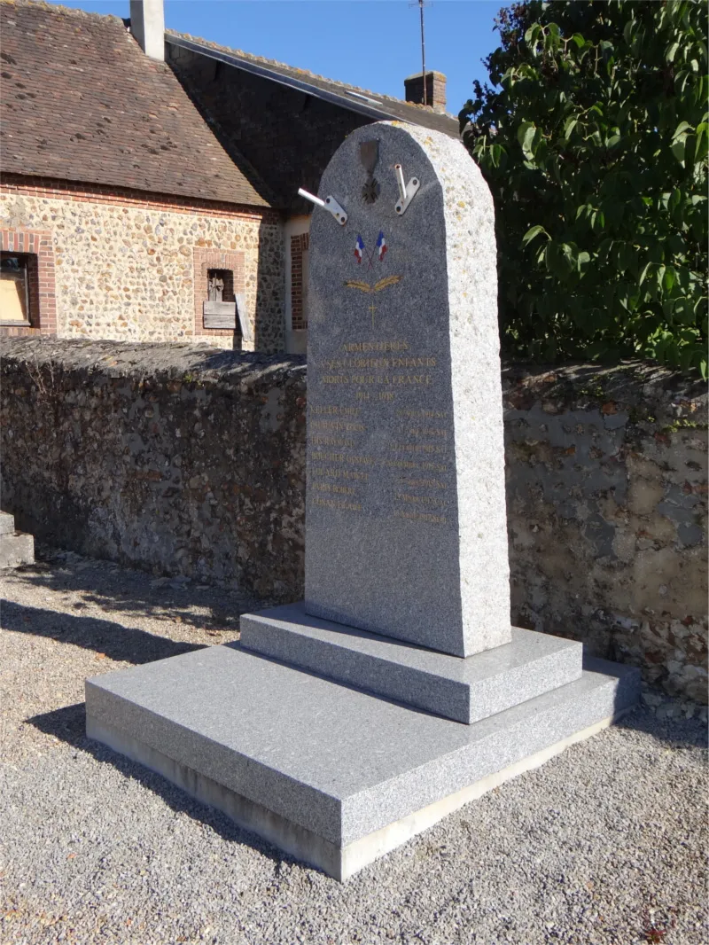 Monument aux morts d'Armentières-sur-Avre