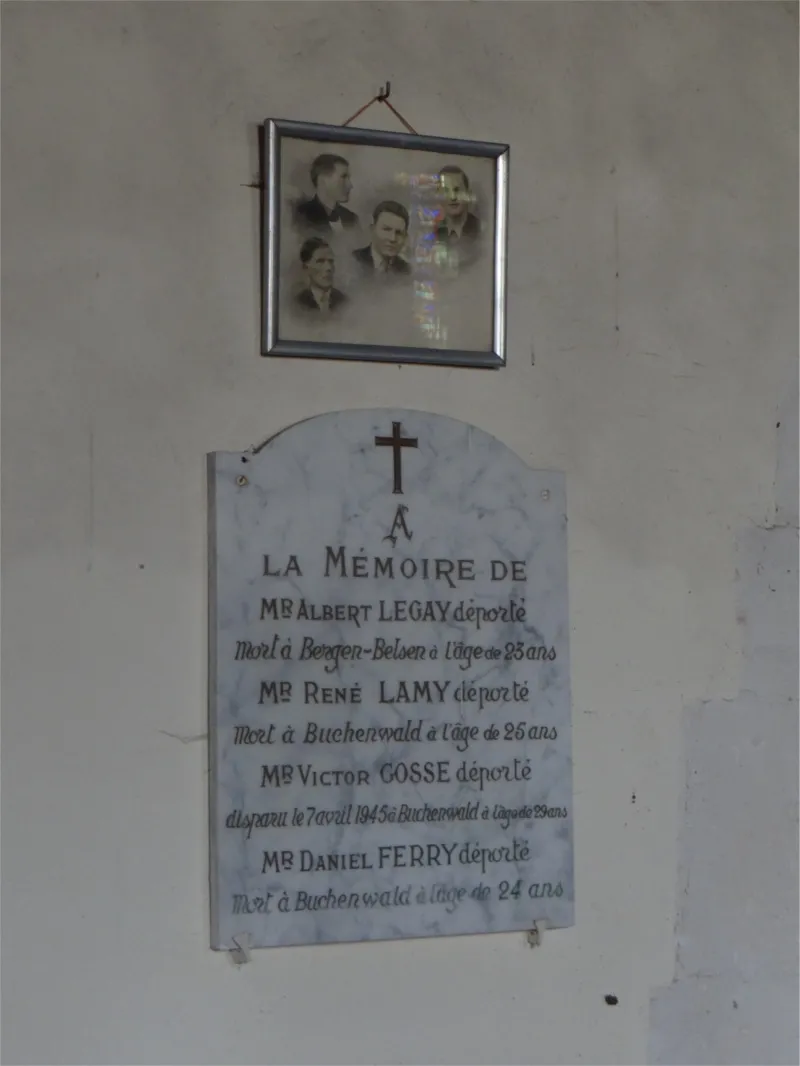 Plaques aux déportés de l'église de Saint-Christophe-sur-Condé