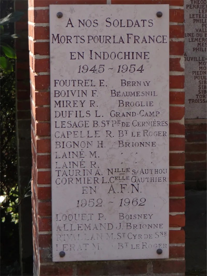 Monument aux morts de Bernay
