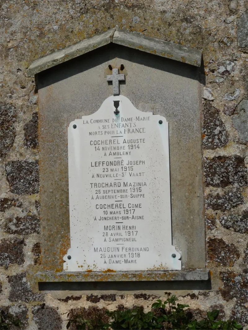 Monument aux morts de Dame-Marie