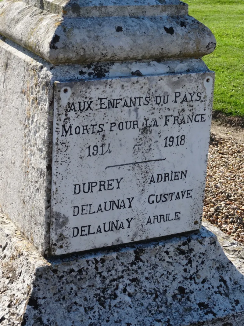 Monument aux morts du Tilleul-Dame-Agnés