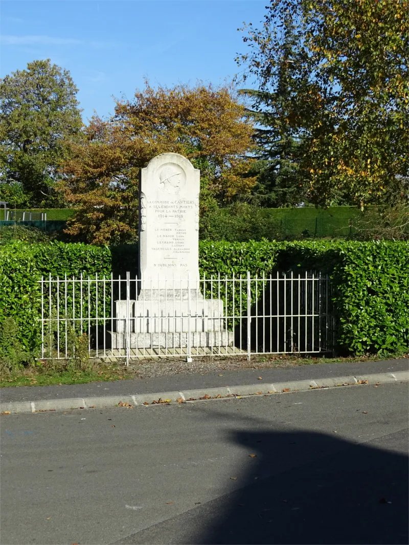 Monument aux morts de Cantiers