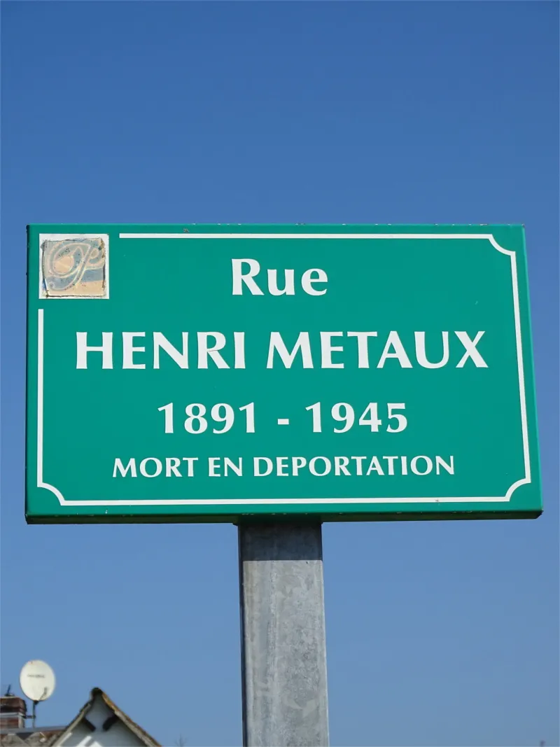 Plaque de rue Henri Metaux à Perriers-sur-Andelle