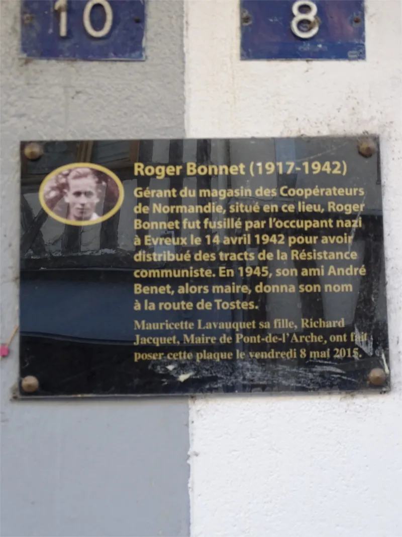 Plaque Roger BONNET à Pont-de-l'Arche