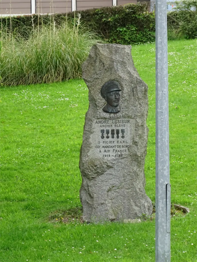 Monument André Lesieur à Bernay