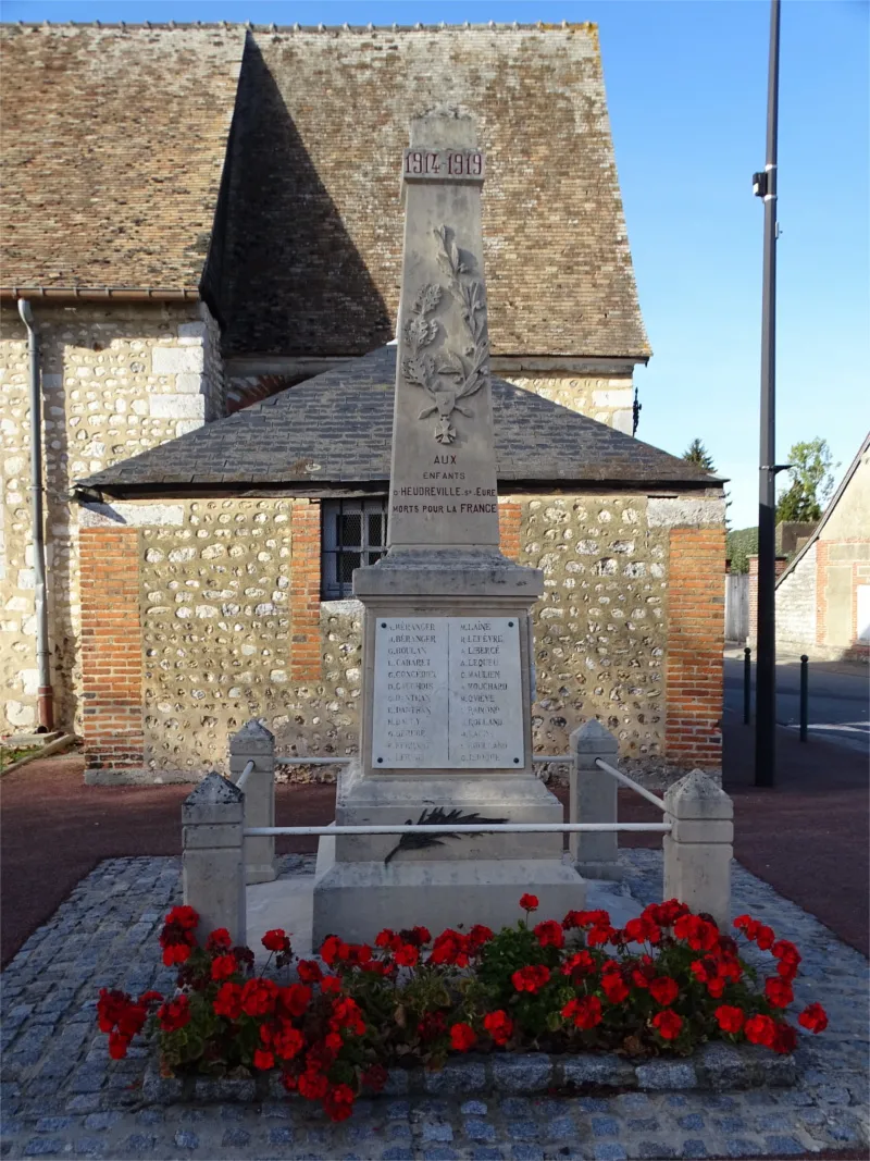 Monument aux Morts d'Heudreville-sur-Eure