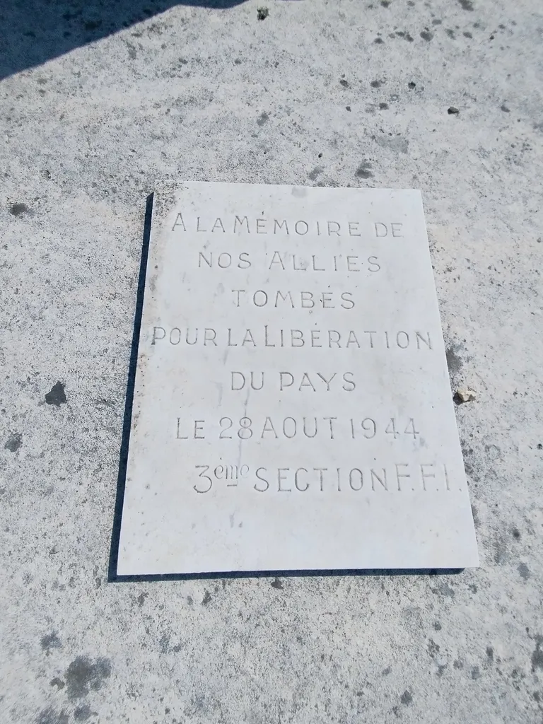 Mémorial FFI à Routot