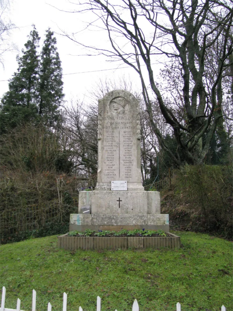 Monument aux morts de Mesnil-Verclives