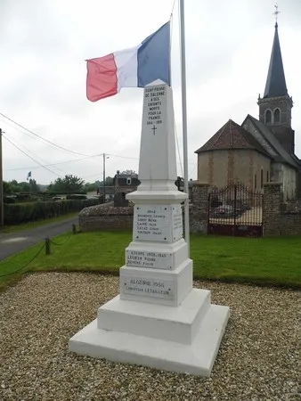 Monument aux morts de Saint-Pierre-de-Salerne