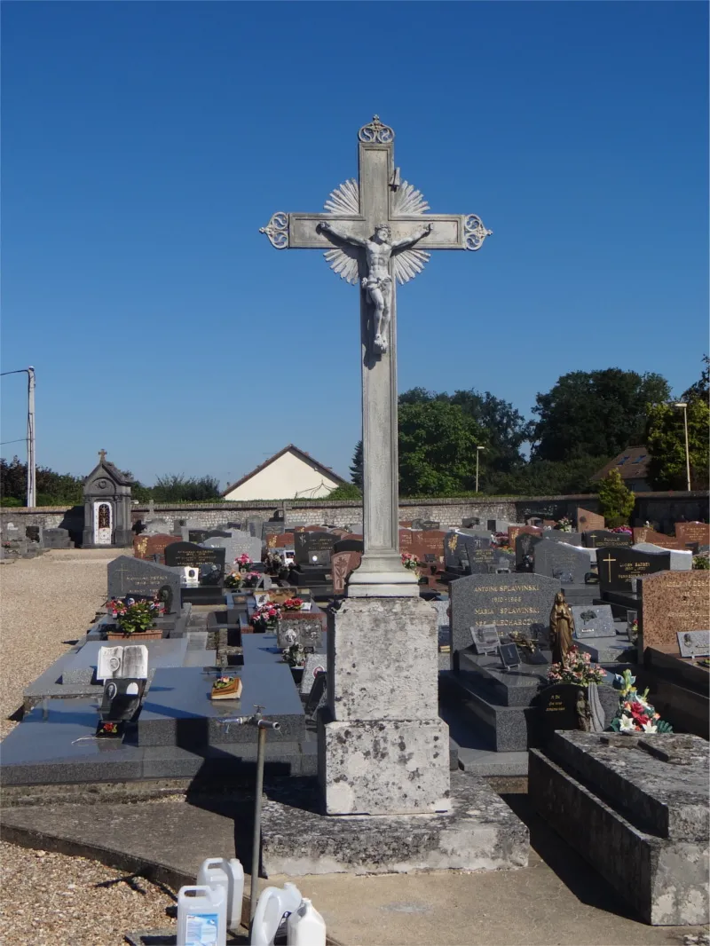 Calvaire du cimetière de La Haye-Malherbe
