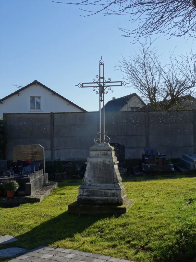 Calvaire du cimetière d'27930 Angerville-la-Campagne