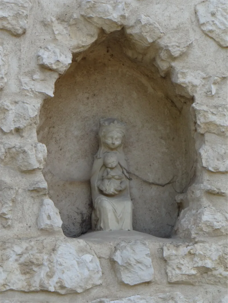 Statue de la Vierge de Bois-Jérôme-Saint-Ouen