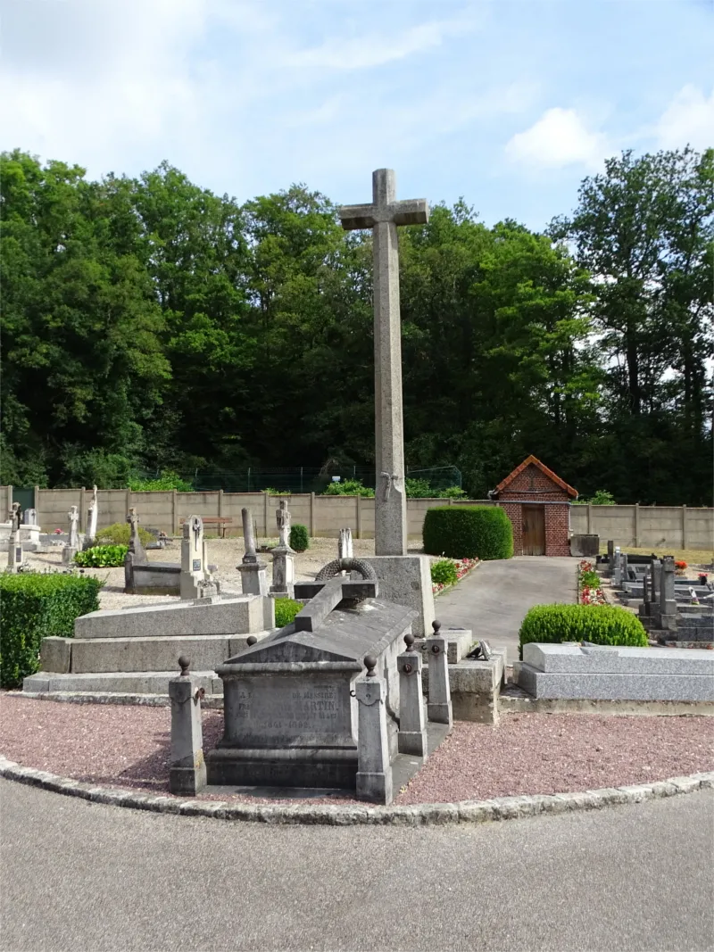 Calvaire du cimetière de Perriers-sur-Andelle