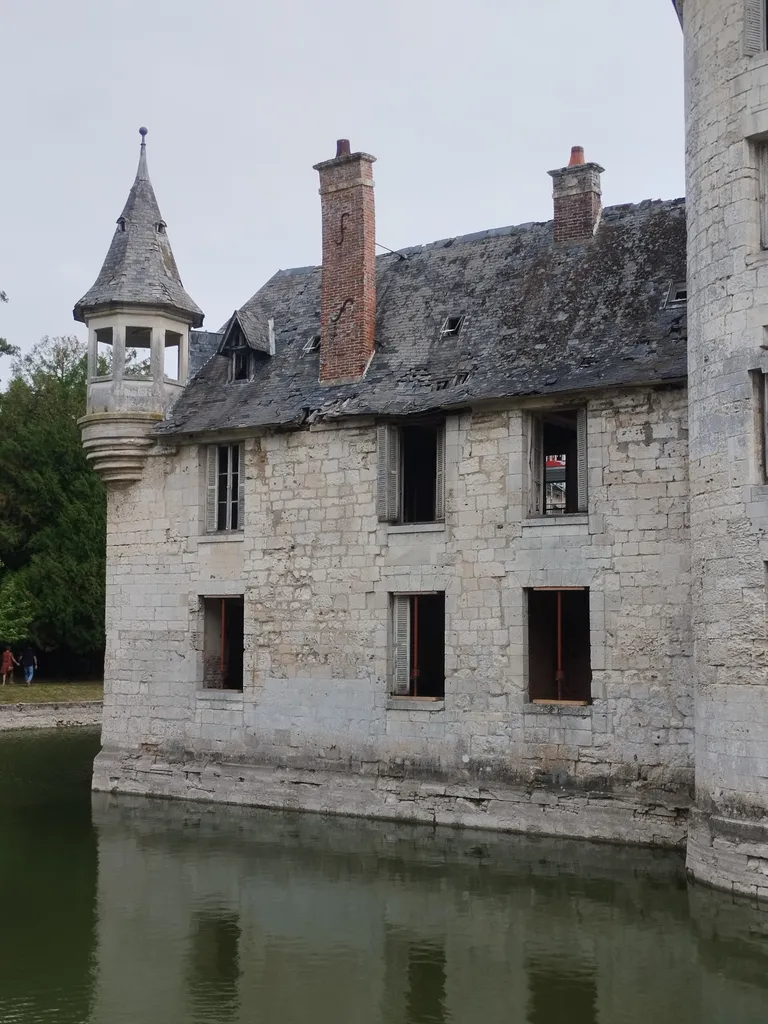 Château de Logempré à Pont-Saint-Pierre