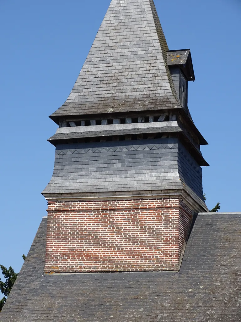 Église Sainte-Croix à Sainte-Croix-sur-Aizier