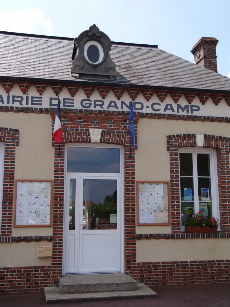 Mairie de Grand-Camp