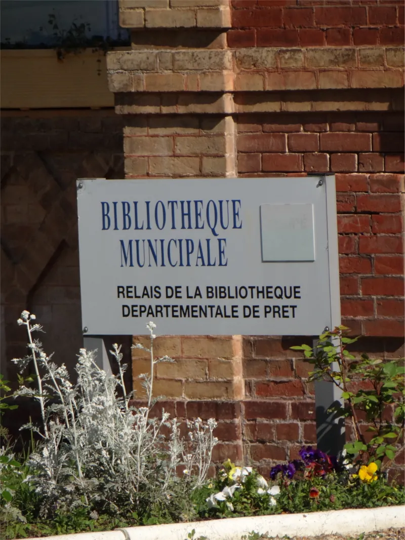 Bibliothèque Municipale de Saint-Étienne-du-Vauvray