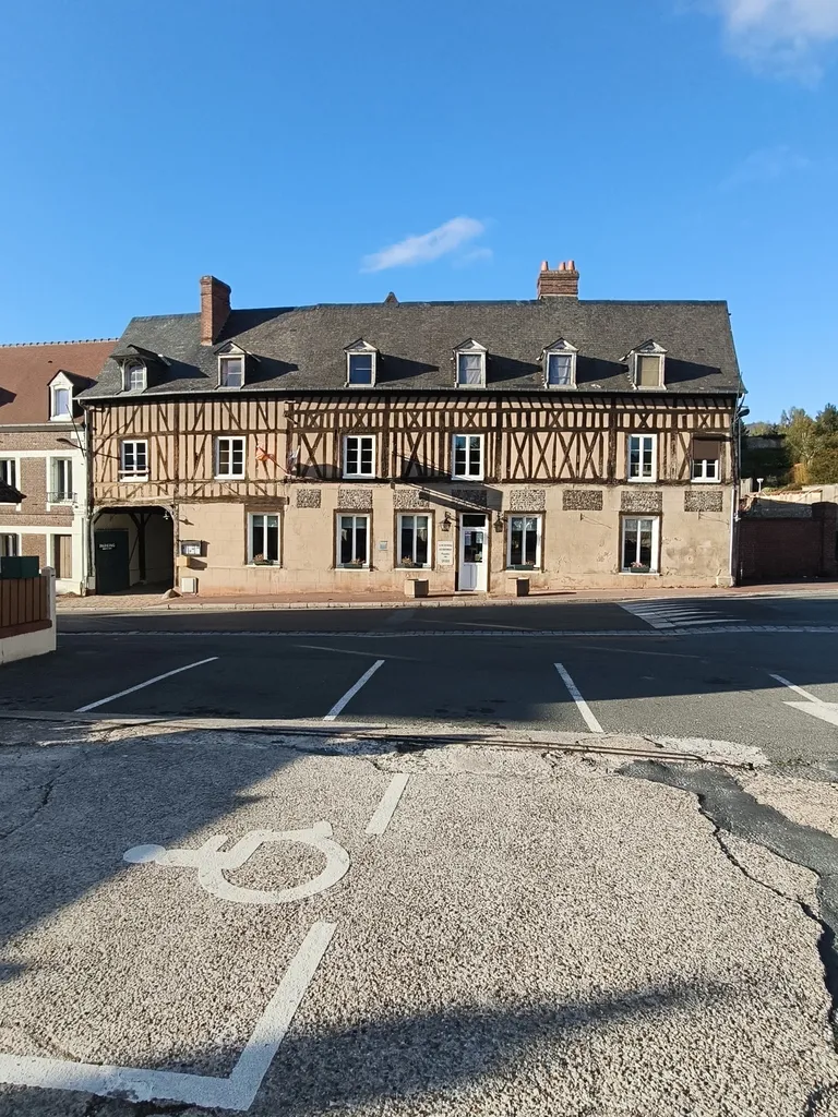 Ancienne auberge de Beaumont-le-Roger