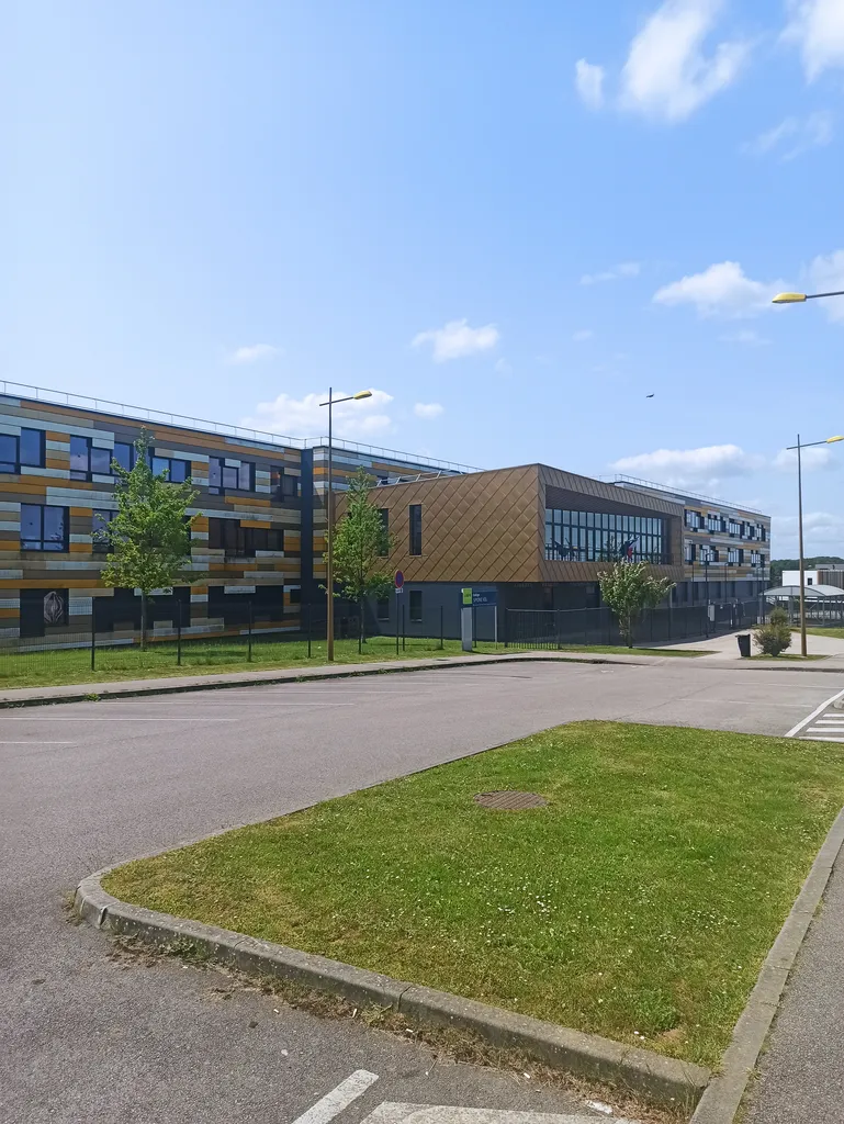 Collège Simone Veil à Bourg-Achard