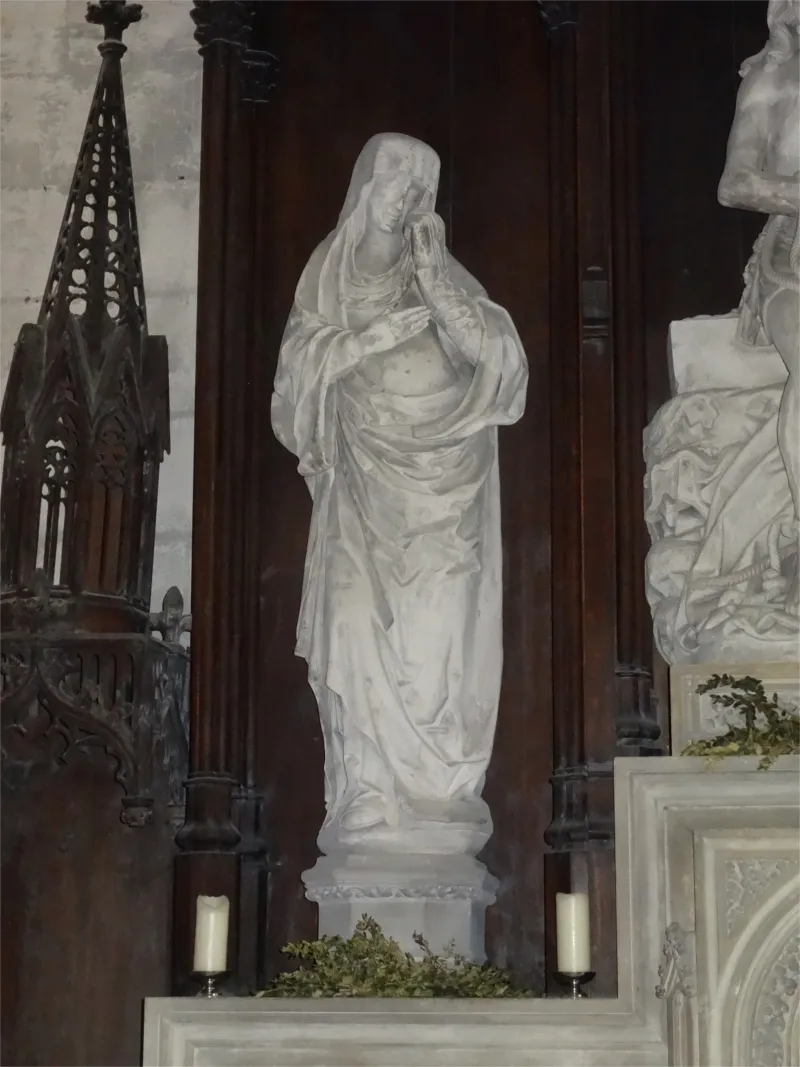 Statue de la Vierge - église Notre-Dame de Louviers