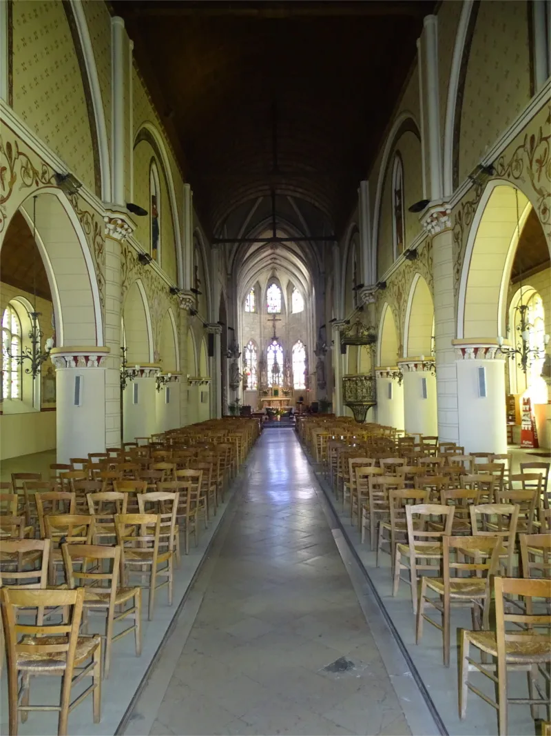 Chaire à prêcher de l'église de la Madeleine de Verneuil-sur-Avre