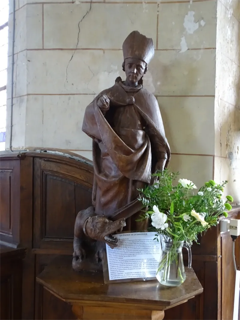 Statue d'applique : Saint Romain dans l'Église Notre-Dame de Beauficel-en-Lyons