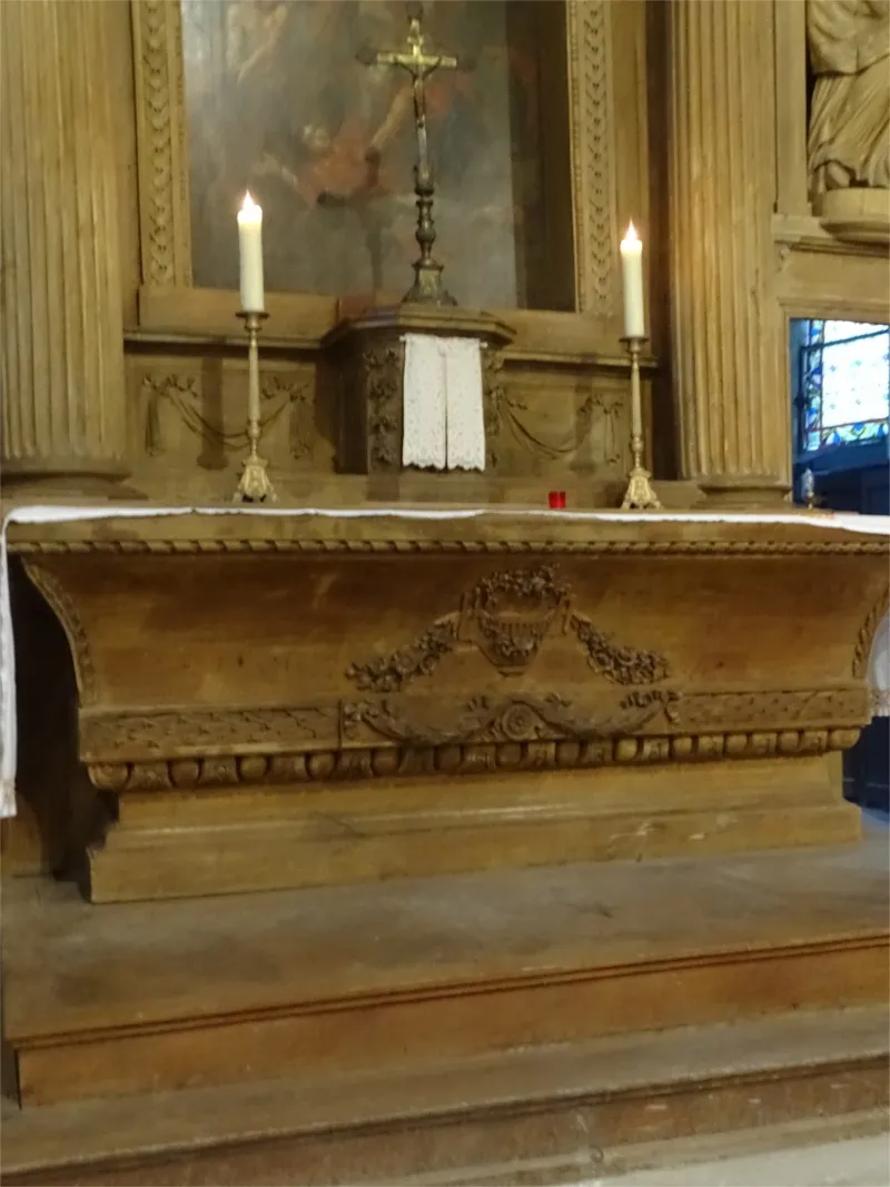 Maître-autel de l'Église Saint-Étienne de Saint-Étienne-du-Vauvray