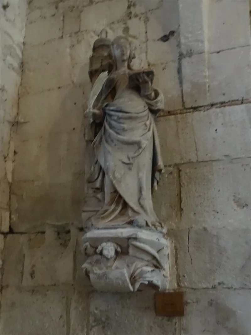 Statue : Sainte-Barbe dans l'Église Saint-Quentin de Poses