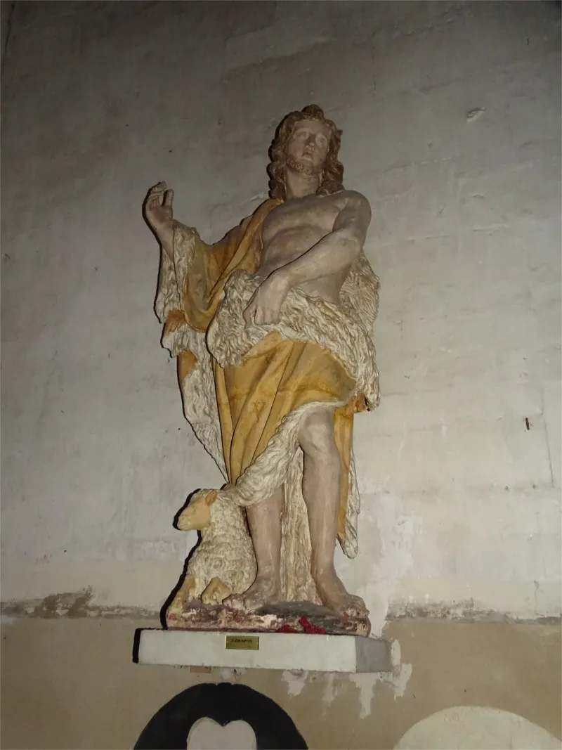 Statue : Saint-Jean-Baptiste dans l'Église Saint-André du Bec-Hellouin
