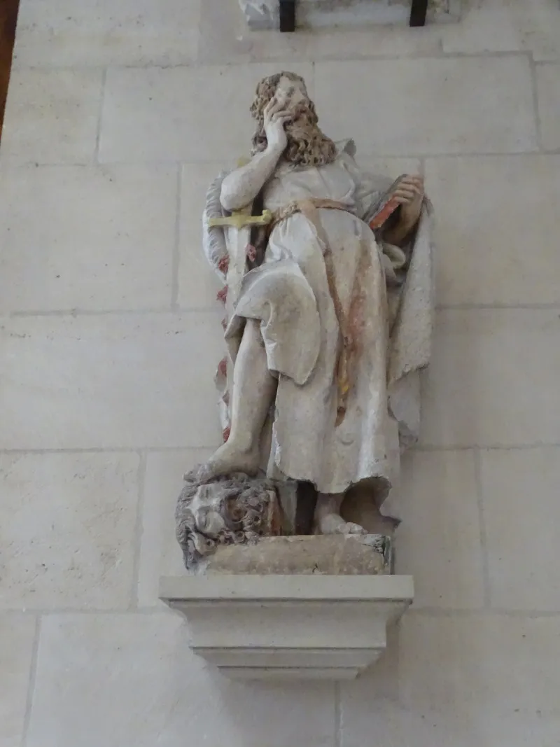 Statue : Le prophète Elie dans la Collégiale de Gisors