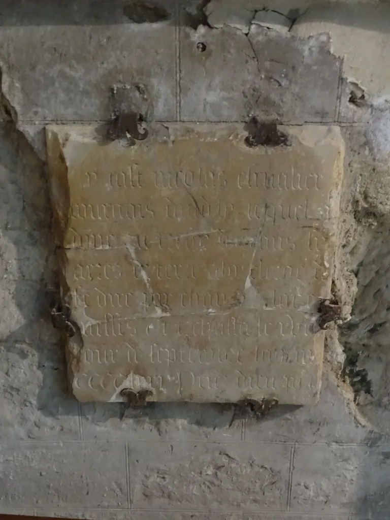 Plaque funéraire de Nicolas Chevalier dans l'Église Saint-Sauveur du petit Andely