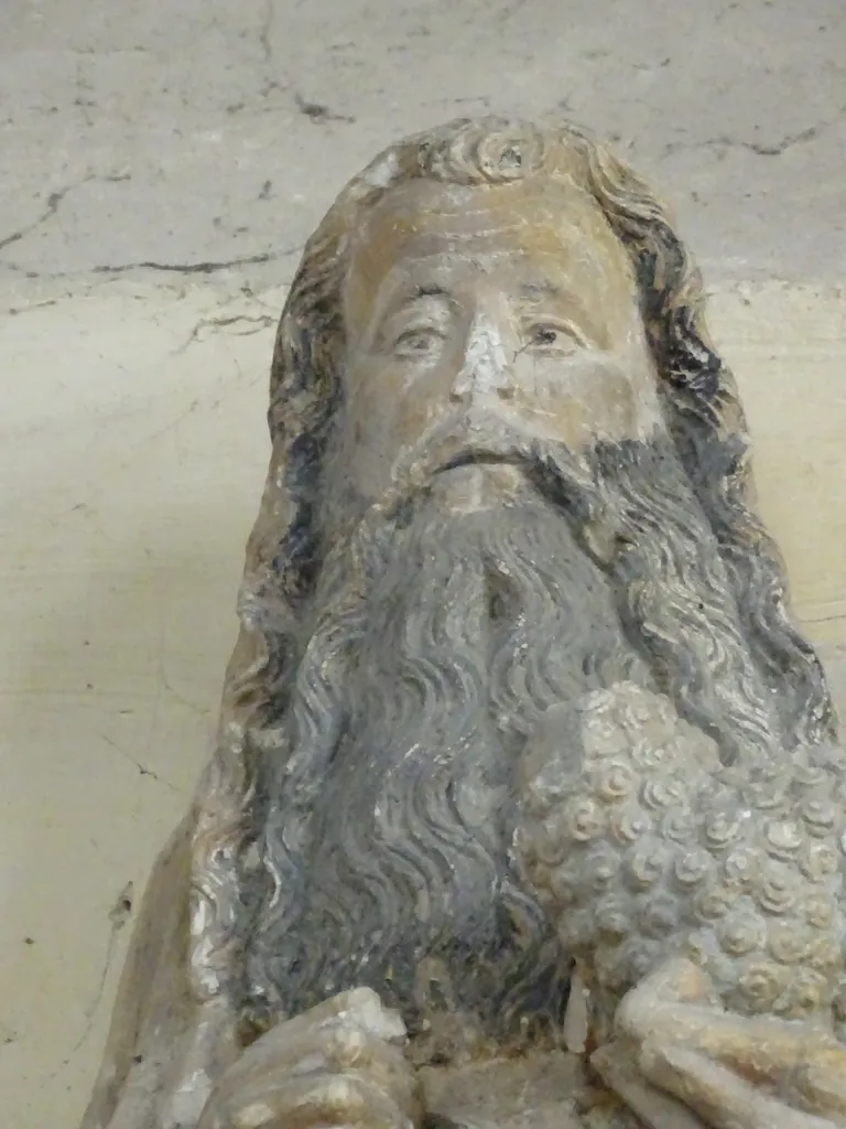 Statue de Saint-Jean-Baptiste dans l'Église Saint-Martin à Nonancourt
