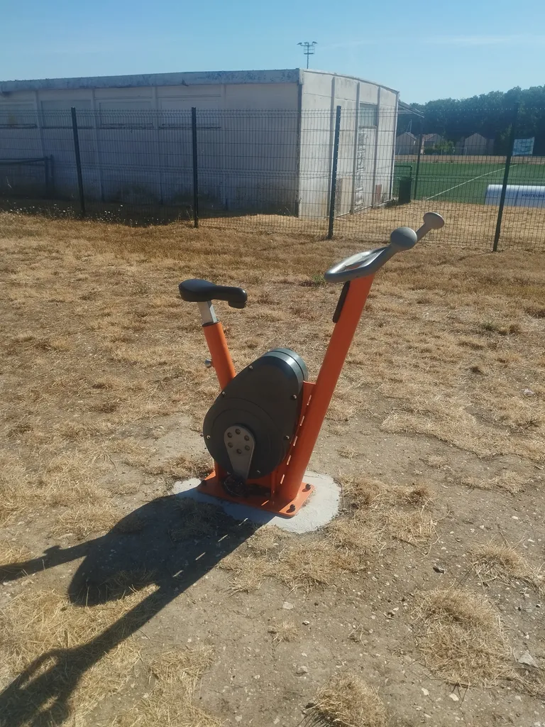 Equipement de musculation d'extérieur à Saint-Sébastien-de-Morsent