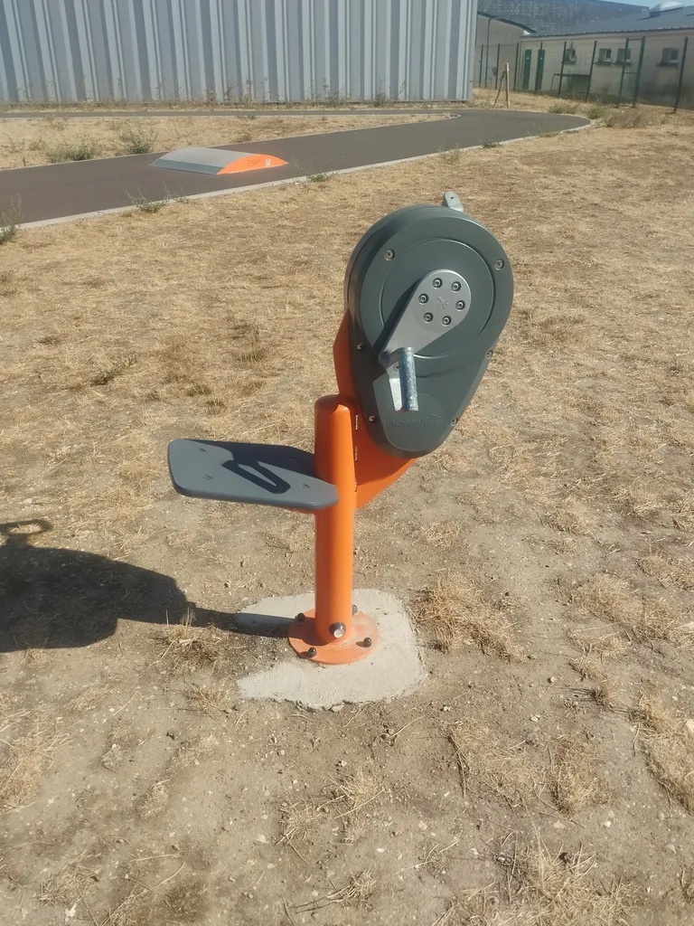 Equipement de musculation d'extérieur à Saint-Sébastien-de-Morsent