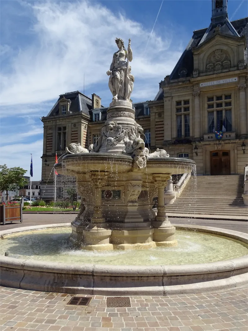Fontaine de la Mairie d'Évreux