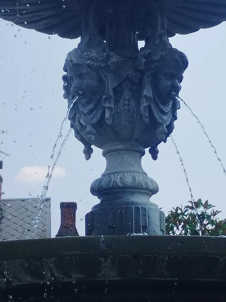 Fontaine de Breteuil-sur-Iton