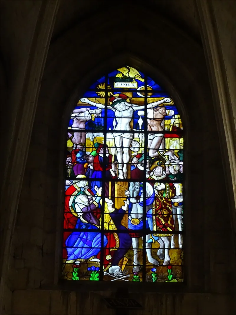 Vitrail Baie 100 - la Crucifixion de l'Église de la Madeleine à Verneuil-sur-Avre